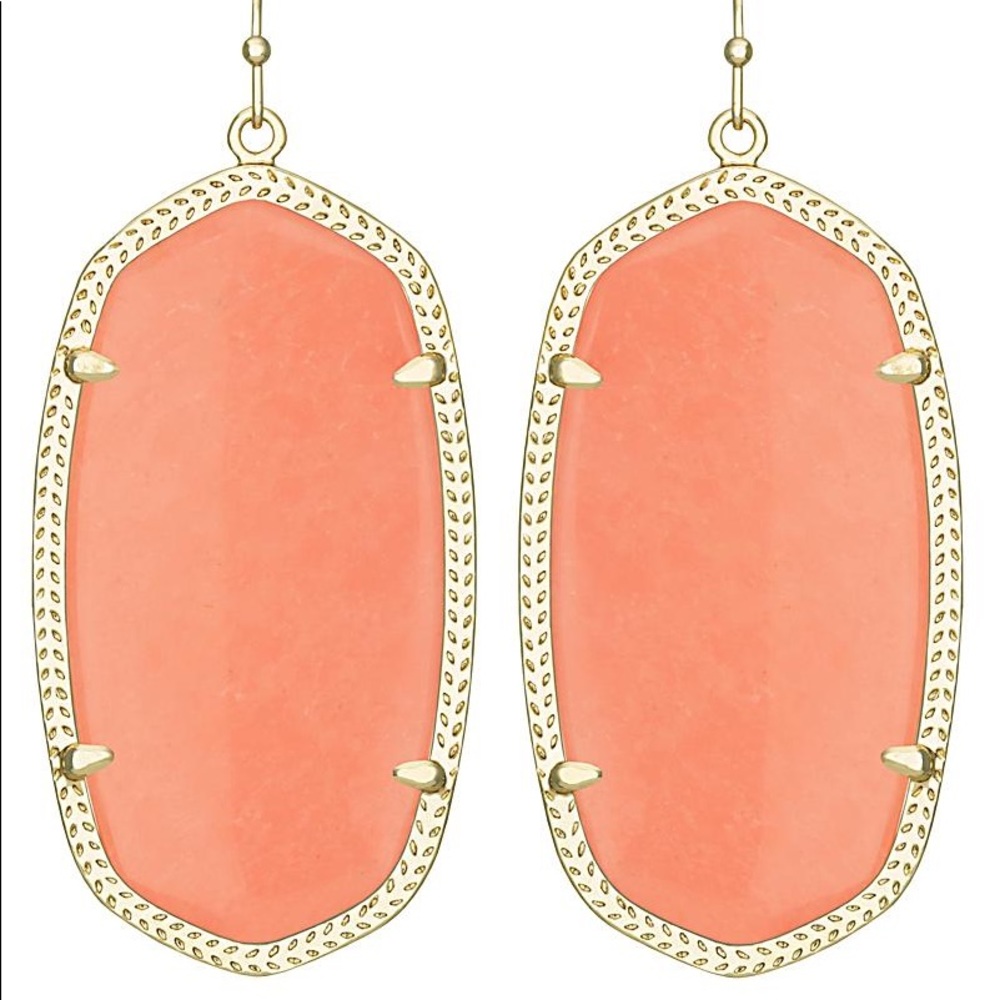 Coral Kendra Scott Danielle earrings